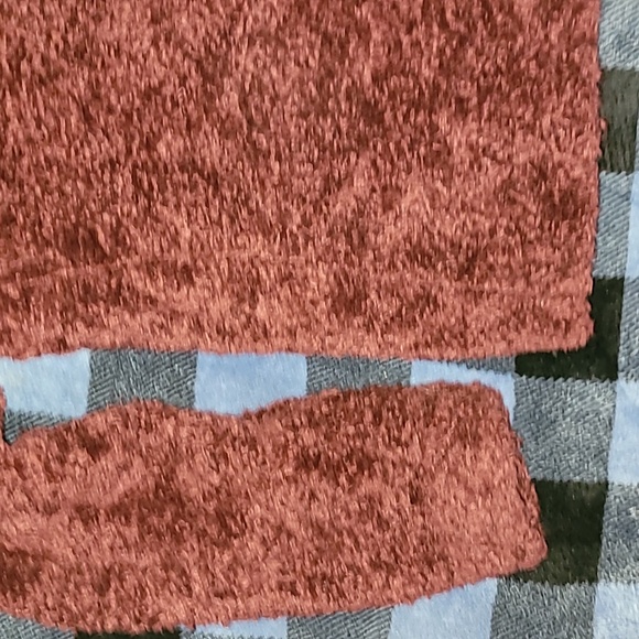 Pendleton. Heavy-lined, full-zip, fuzzy fleece. Women's size Medium. - Picture 12 of 15